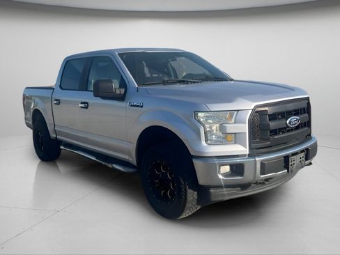 Used 2017 Ford F150 XL w/ Equipment Group 101A Mid AWD/4WD image 2