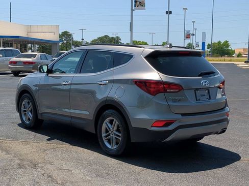 Used 2018 Hyundai Santa Fe Sport w/ 2.4L Value Package 02 FWD image 6