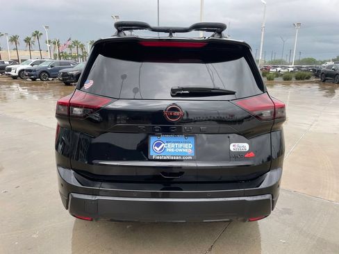 Certified 2026 Nissan Rogue SV w/ Rock Creek Premium Package AWD/4WD image 7