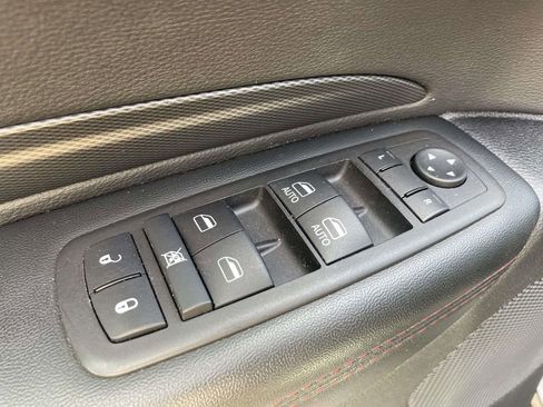 Used 2025 Dodge Durango GT AWD/4WD image 17