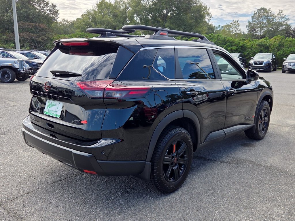 New 2026 Nissan Rogue SV AWD/4WD image 12