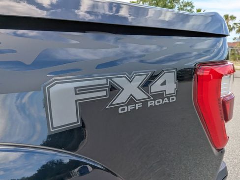 Used 2021 Ford F150 Lariat w/ Equipment Group 502A High image 12