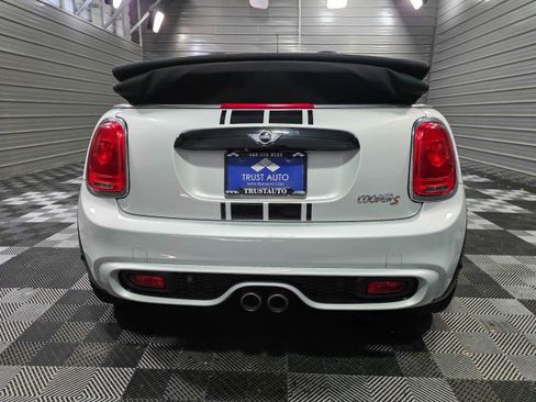 Used 2018 MINI Cooper S FWD image 7