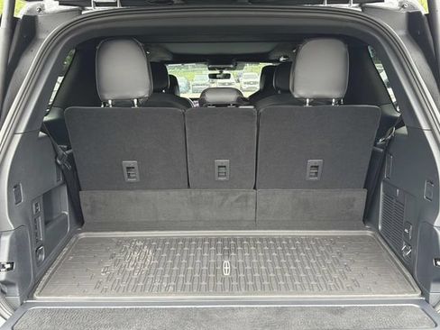 New 2026 Lincoln Navigator Black Label AWD/4WD image 12
