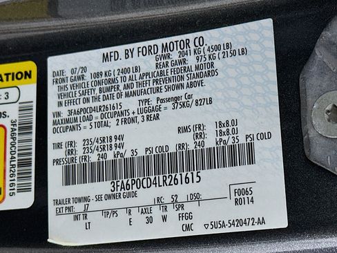 Used 2020 Ford Fusion SEL FWD image 12