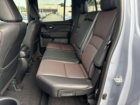 Certified 2025 Honda Ridgeline Black Edition image 31