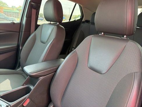 Used 2023 Buick Encore GX Select w/ Sport Touring Package image 9