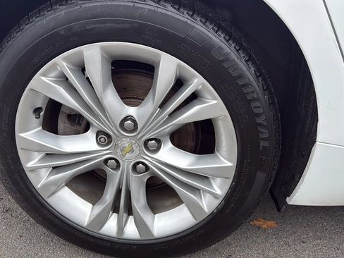 Used 2014 Chevrolet Impala LT FWD image 13