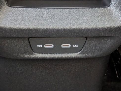 New 2026 Volkswagen Tiguan SE R-Line image 15