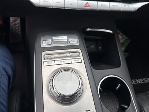 Used 2025 Genesis GV70 3.5T Sport w/ Sport Advanced Package image 4