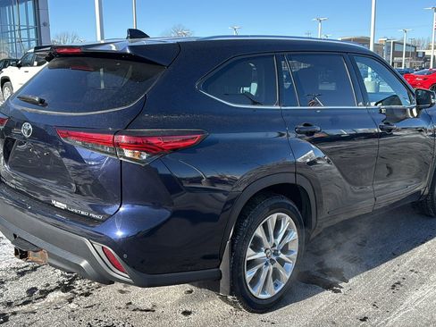Used 2020 Toyota Highlander Limited image 7