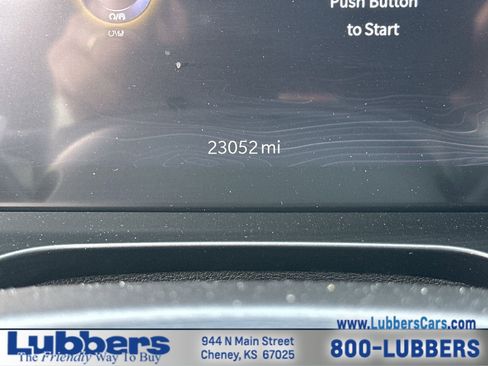 Used 2025 Jeep Grand Cherokee Altitude image 15