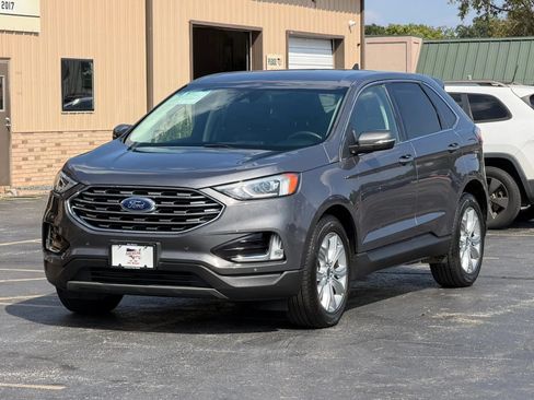 Used 2022 Ford Edge Titanium AWD/4WD image 5