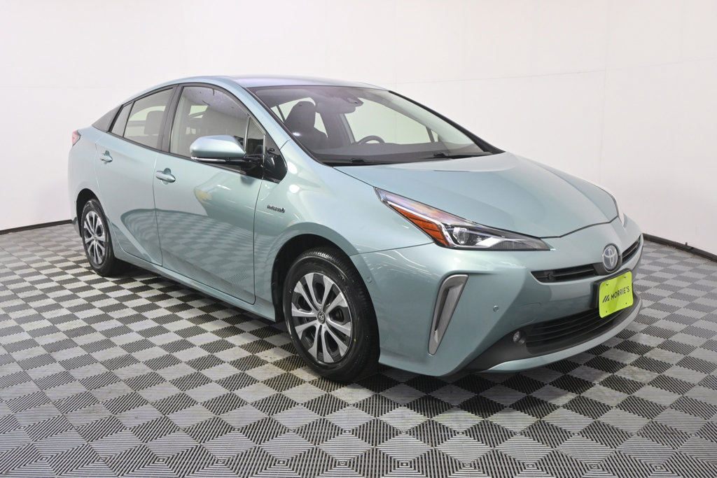 Used 2020 Toyota Prius XLE AWD/4WD image 8