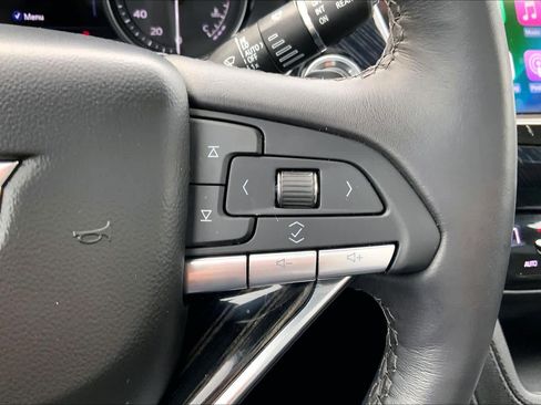 Used 2023 Cadillac XT6 Premium Luxury w/ Technology Package image 23