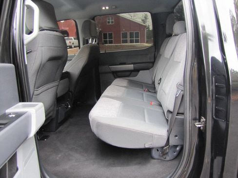 Used 2024 Ford F250 XLT image 17