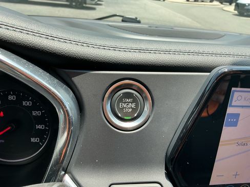 Used 2019 Chevrolet Blazer LT w/ Sun and Wheels Package FWD image 24
