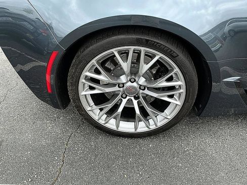 Used 2019 Chevrolet Corvette Z06 RWD image 9