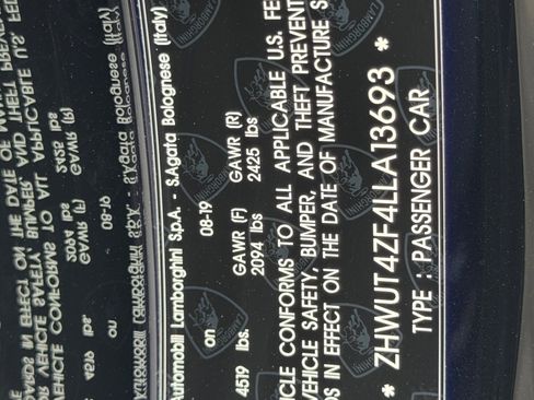 Used 2020 Lamborghini Huracan EVO image 39