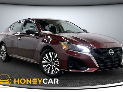Used 2024 Nissan Altima 2.5 SV