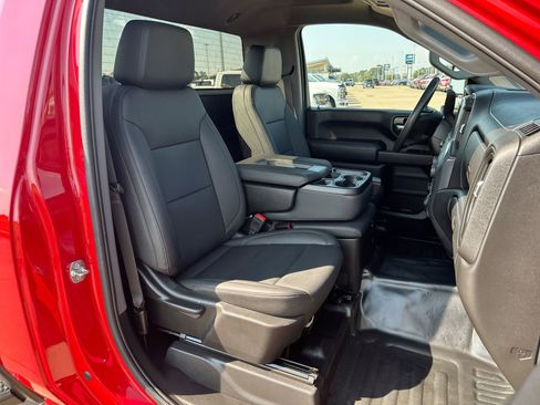 Used 2025 Chevrolet Silverado 2500 W/T w/ WT Convenience Package image 22