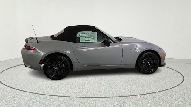 New 2026 MAZDA MX-5 Miata Club w/ Weather Package RWD image 8