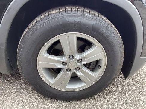 Used 2019 Chevrolet Trax LS FWD image 8