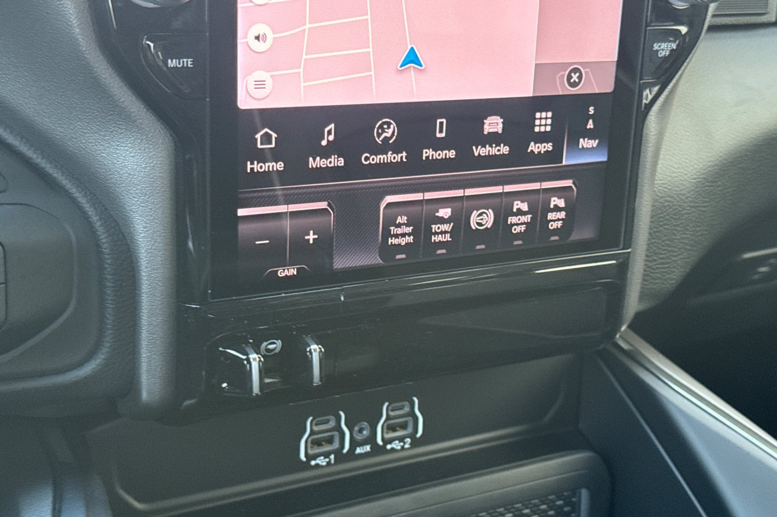 New 2027 RAM 3500 Laramie AWD/4WD image 19