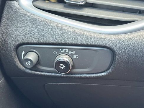 Used 2023 Chevrolet Malibu LT image 26