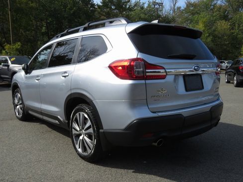 Used 2022 Subaru Ascent Limited w/ Technology Package image 8