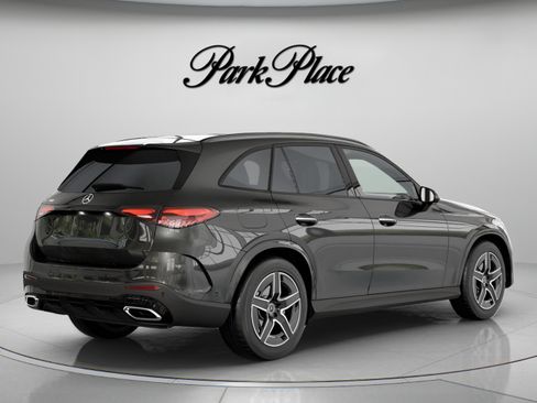 Used 2026 Mercedes-Benz GLC 300 image 21