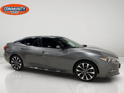 Used 2017 Nissan Maxima SR FWD image 9