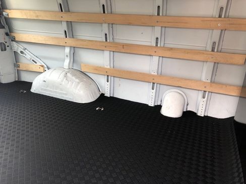 Used 2024 GMC Savana 2500 w/ Driver Convenience Package image 23