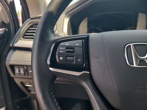 Used 2025 Honda Odyssey Touring image 14