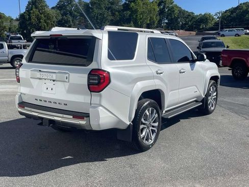 Used 2025 Toyota 4Runner Limited AWD/4WD image 8