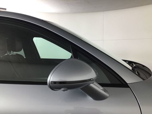 Certified 2023 Porsche Macan Turbo AWD/4WD image 19