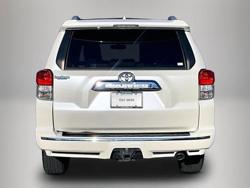 Used 2010 Toyota 4Runner SR5 image 7