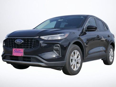 Used 2023 Ford Escape Active w/ Tech Pack #2 image 8