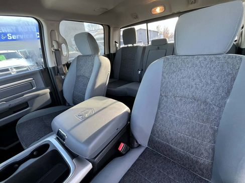 Used 2018 RAM 2500 Big Horn image 25