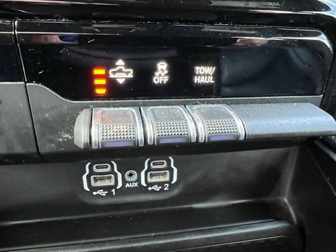 Used 2023 RAM 1500 Limited w/ Night Edition image 41