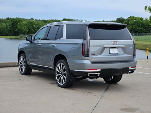 New 2026 Cadillac Escalade Luxury w/ Touring Package AWD/4WD image 4