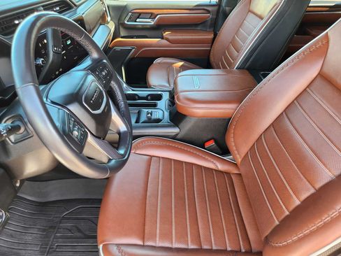 Used 2024 GMC Sierra 2500 Denali Ultimate AWD/4WD image 7