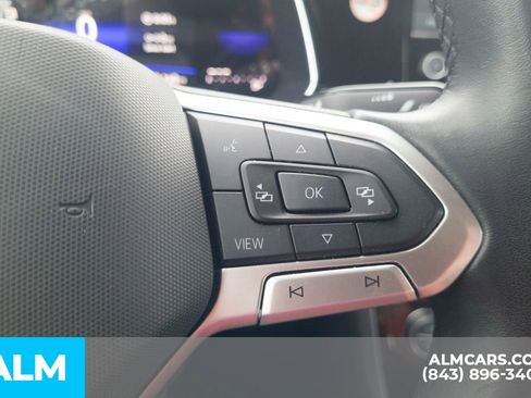 Used 2024 Volkswagen Jetta SE FWD image 28