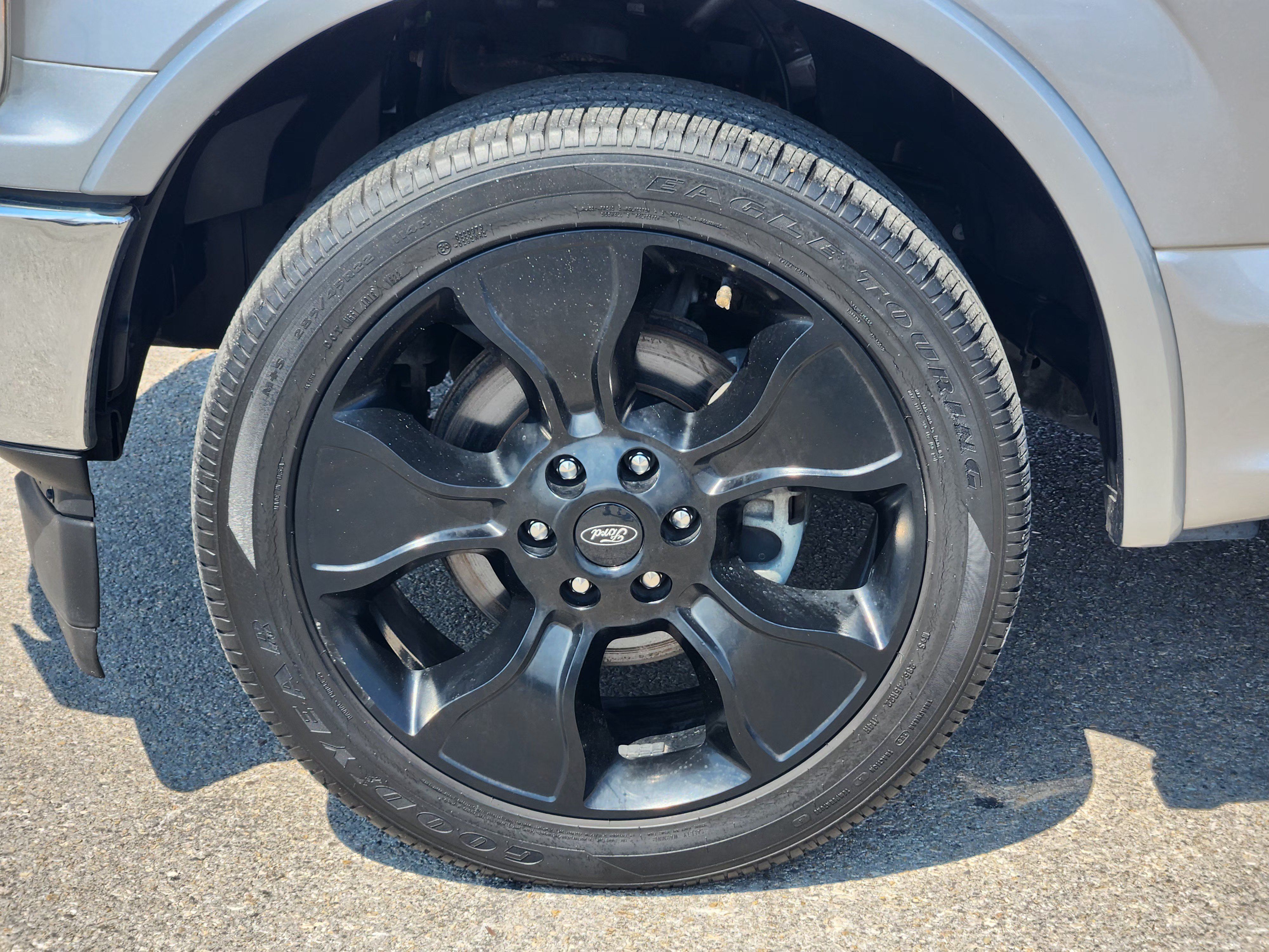 Used 2020 Ford F150 Lariat RWD image 10