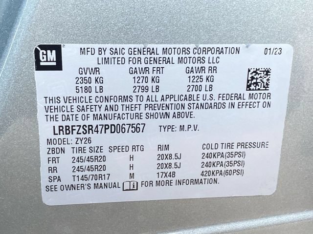 Used 2023 Buick Envision Avenir AWD/4WD image 35
