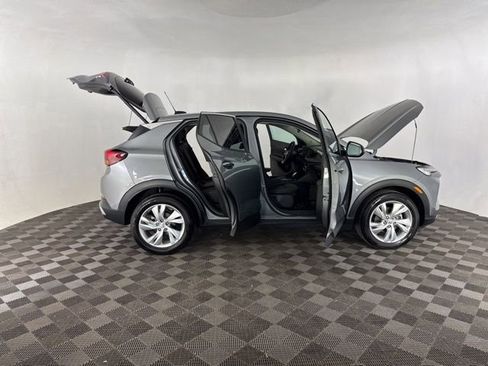 Used 2025 Buick Encore GX Preferred image 13
