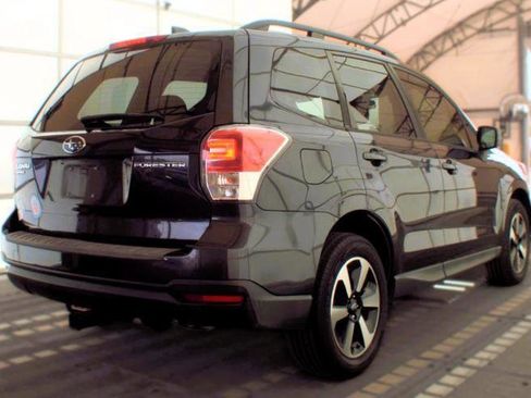 Used 2018 Subaru Forester 2.5i w/ Alloy Wheel Package AWD/4WD image 4