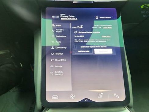 Used 2024 Lucid Air Pure RWD image 51