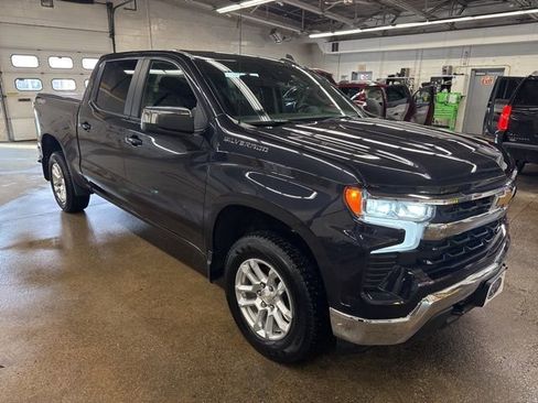Used 2023 Chevrolet Silverado 1500 LT image 8