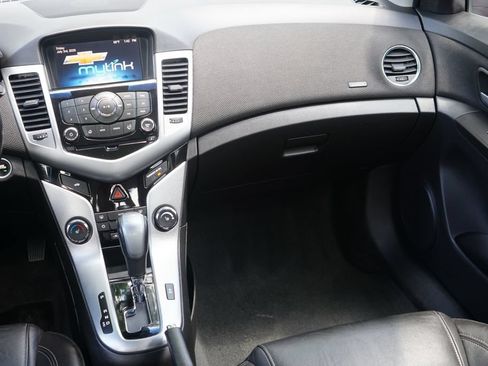 Used 2016 Chevrolet Cruze LTZ FWD image 24